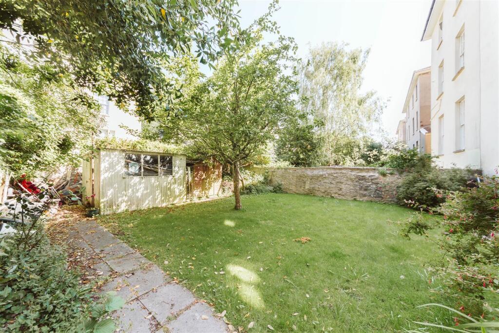 Ashgrove Road | Redland - View 2