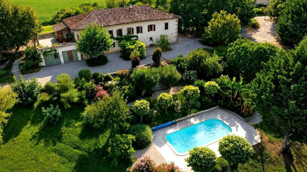 Main image of property: Midi-Pyrénées, Haute-Garonne, Cazac