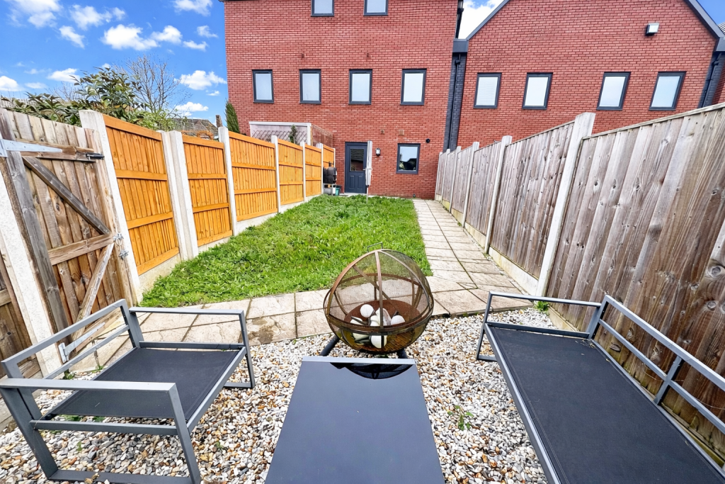 Additional image 13 of Park Court, Yeovil, BA20