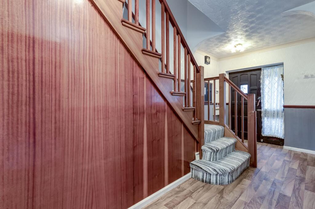 Manse Avenue, Wrightington, WN6 - View 5