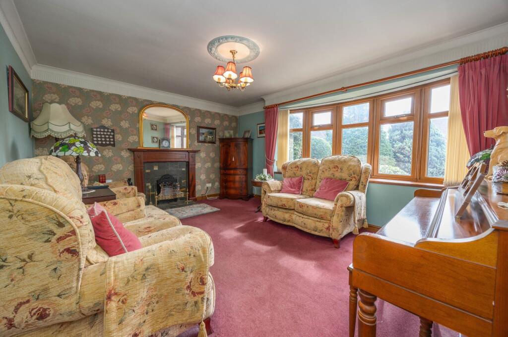 House in Walsall, West Midlands - View 2