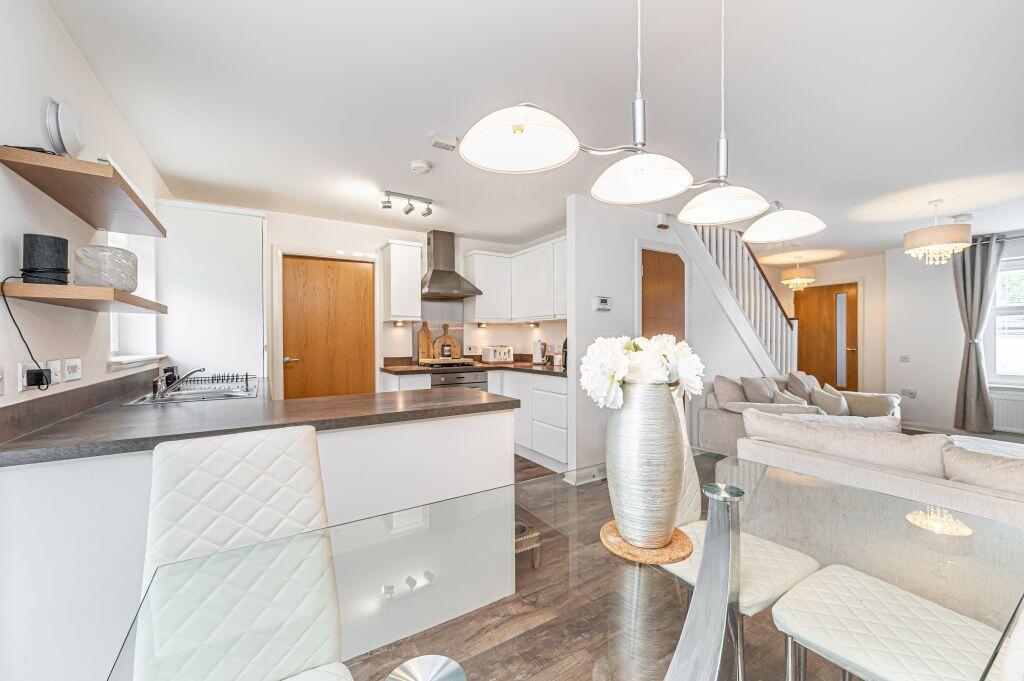 House in Dunfermline, Fife - View 4