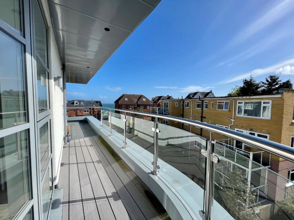 Apartment in Bournemouth, Westbourne - View 5