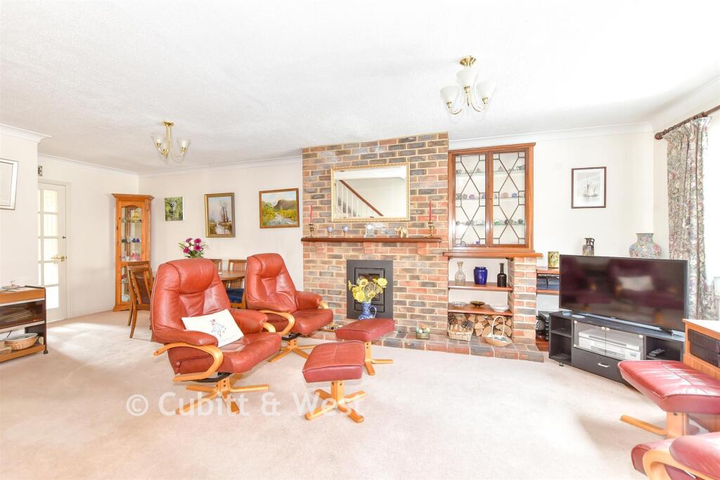 Spring Gardens, Emsworth, Hampshire - View 3