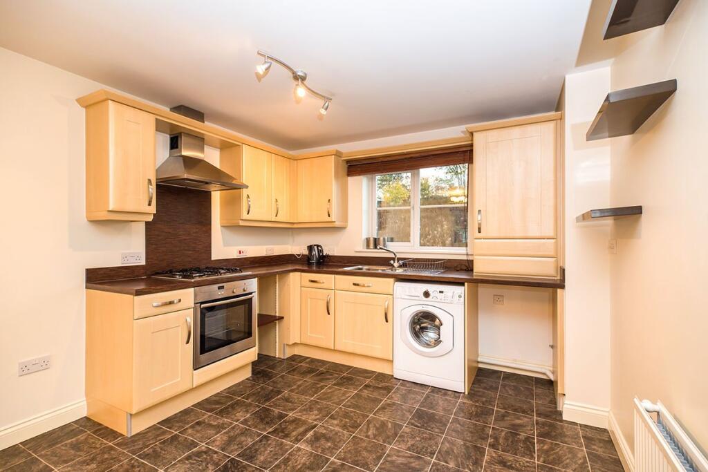 2-bed apartment on Aintree Drive, Bishop Auckland, County Durham, DL14, £80,000