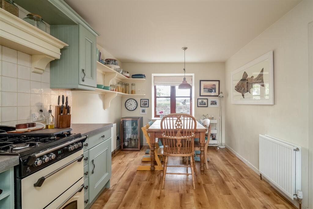House in Galashiels, The Scottish Borders - View 4