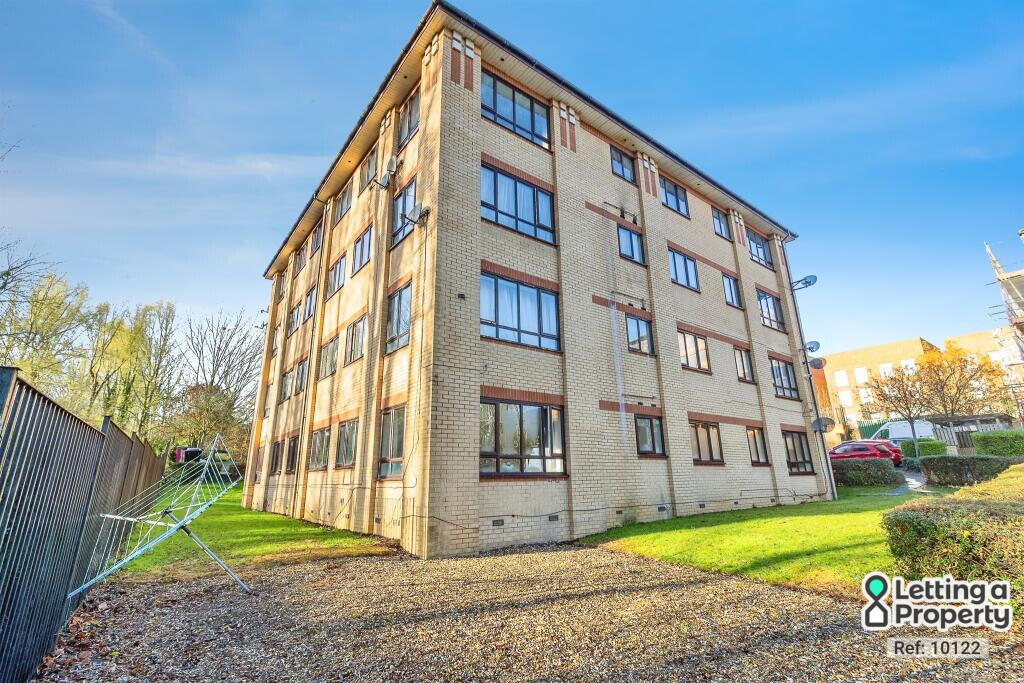 Main image of property: Columbia Place, Campbell Park, Milton Keynes, Buckinghamshire, MK9 4AF