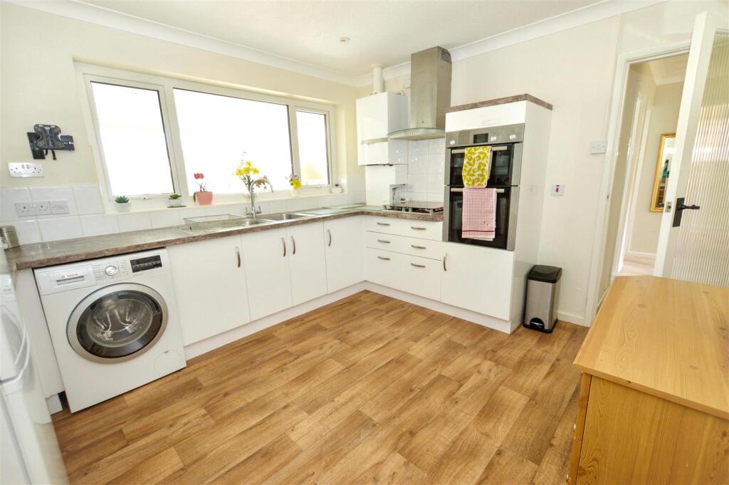 Bracken Avenue, Overstrand, Cromer - View 3