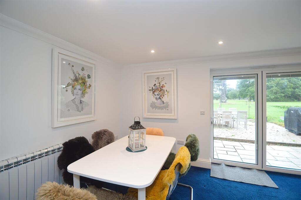 York Avenue, East Cowes photo 4