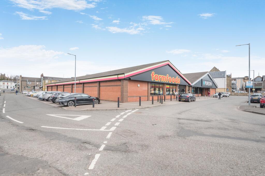 Farmfoods, 8 Manse Place, Airdrie, Scotland, ML6 0AN