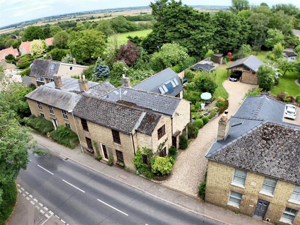 5-bed detached on Station Road, Haddenham, £690,000