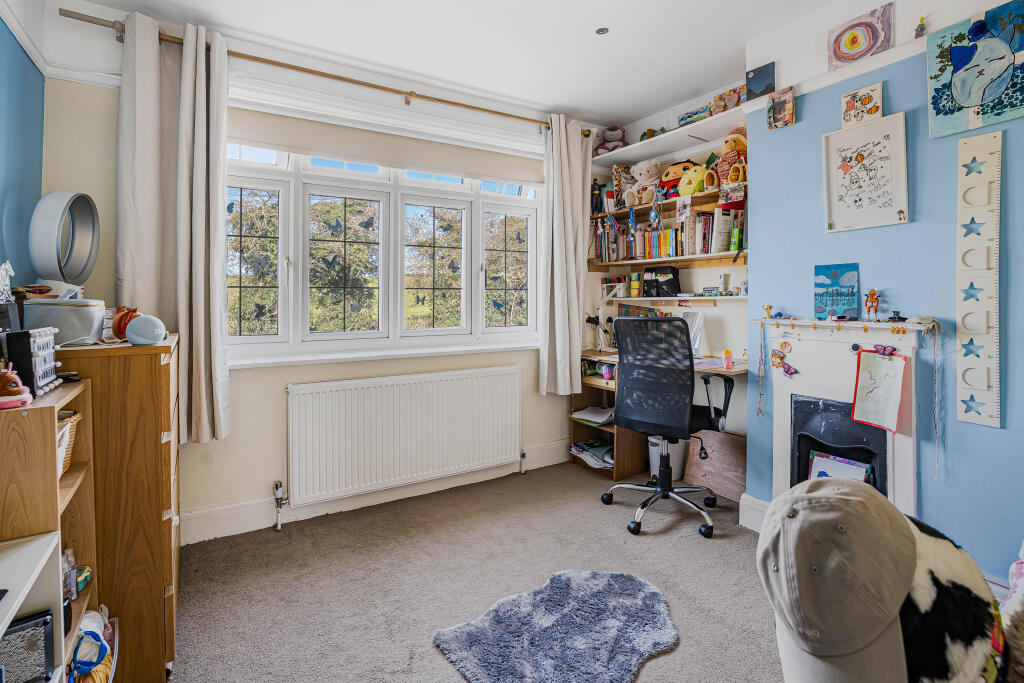 Additional image 18 of Old Watling Street, Flamstead, St. Albans, AL3