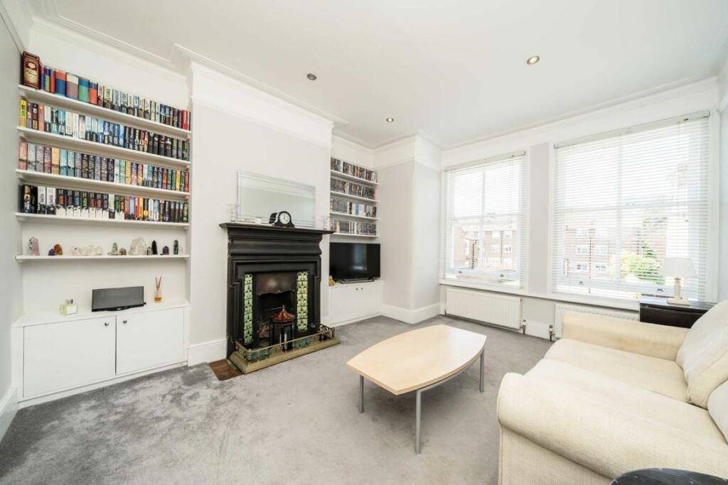Apartment in London - View 2
