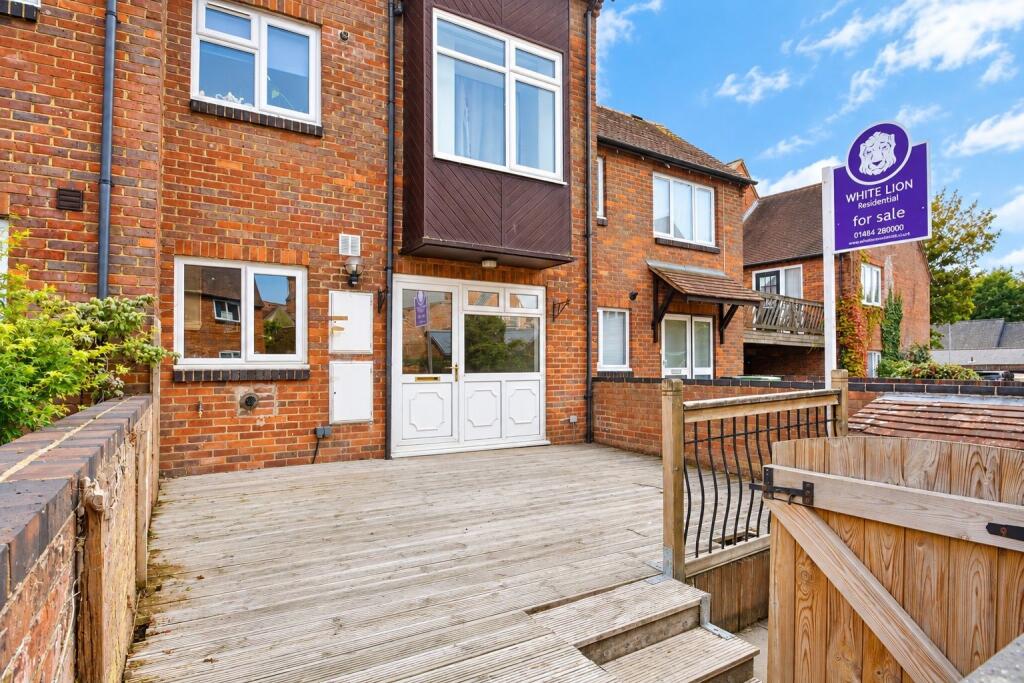 Main image of property: Rooks Lane, Thame, OX9 2EA
