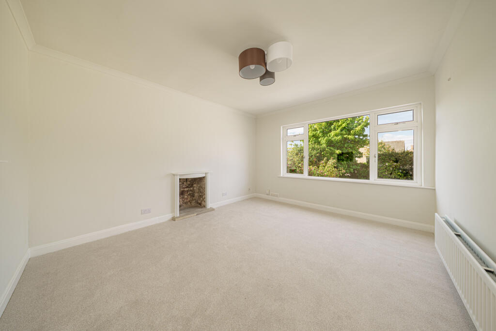 Delamere Road, Trowbridge photo 3