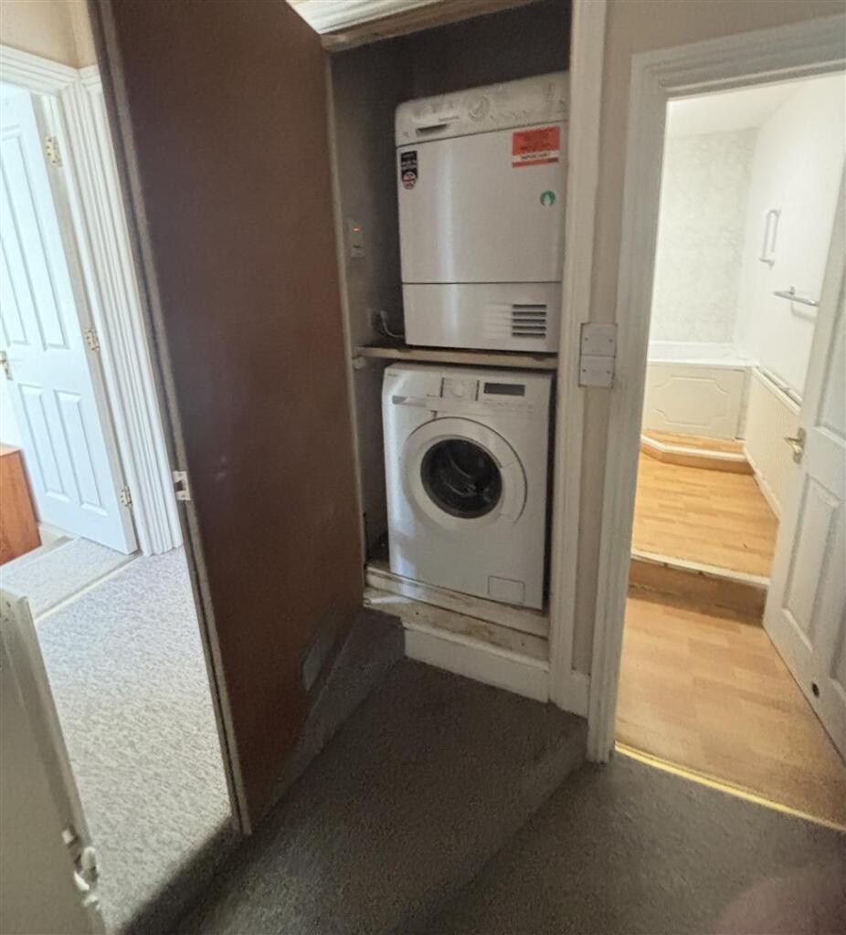 5 bedroom house for rent