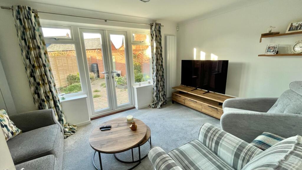 Addison Drive, Stratford-upon-Avon photo 4