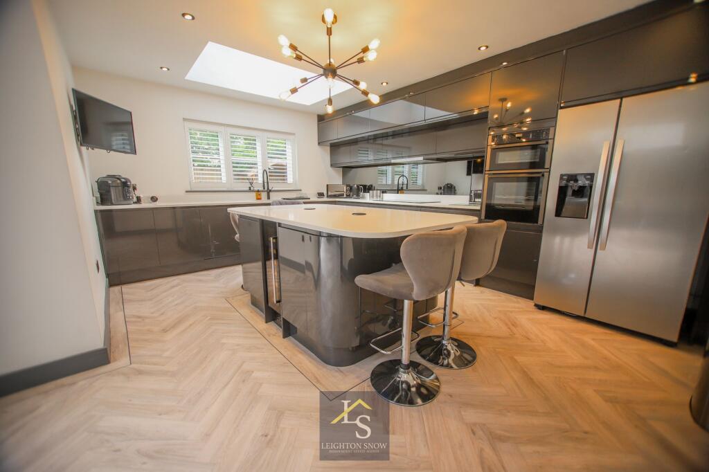 House in Stockport, Greater Manchester - View 4