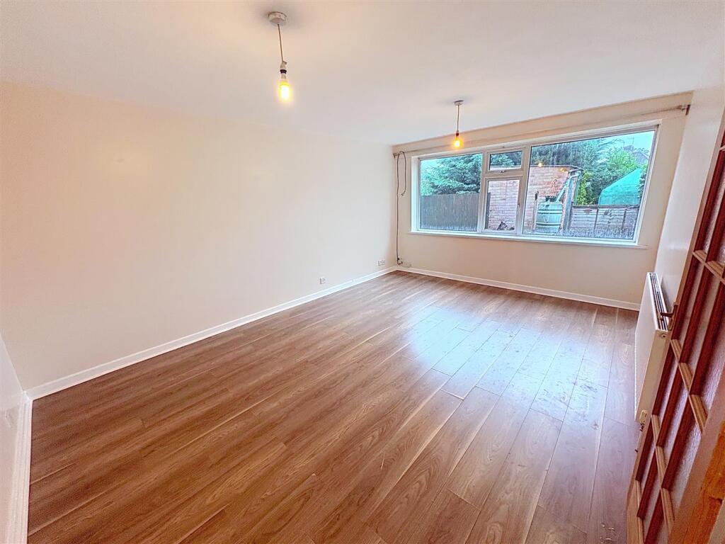 Apartment in Coventry - View 3
