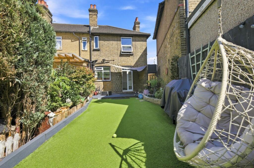 House in London, Walthamstow - View 4