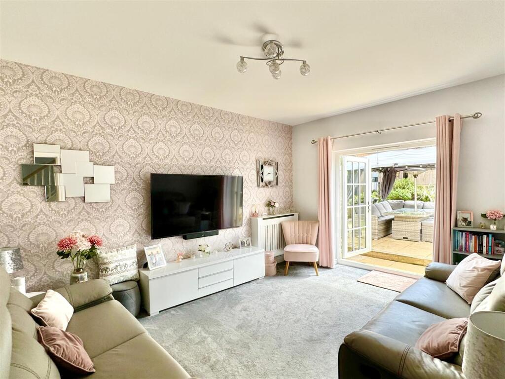 House in South Hams, Brixton - View 2