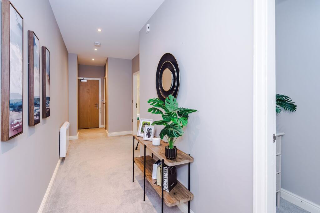 Apartment in Stockport - View 5