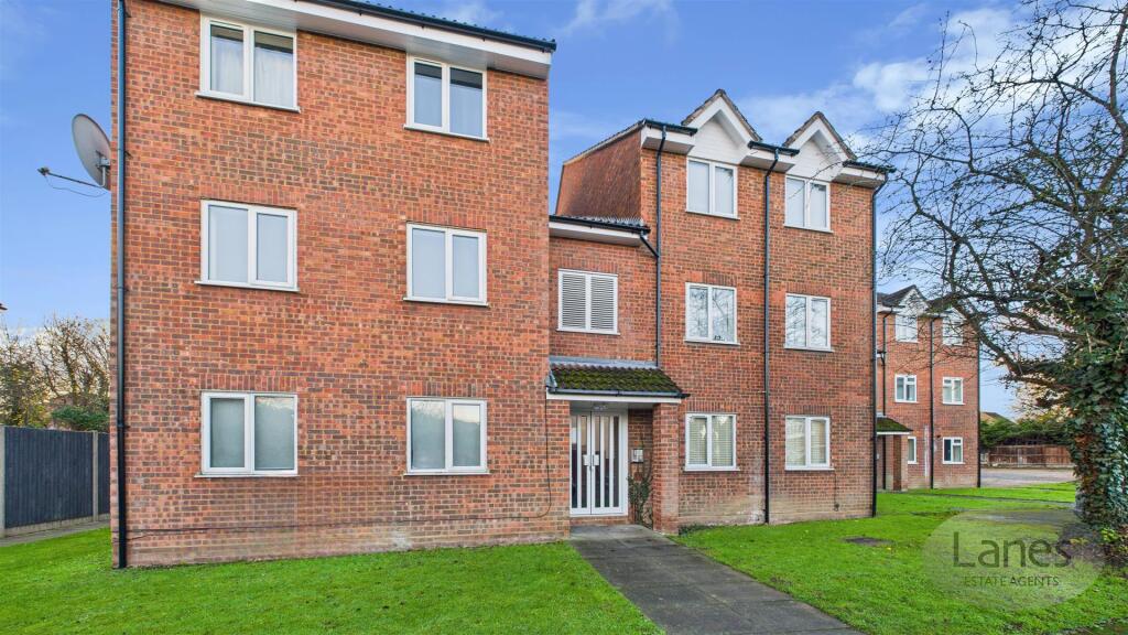 Main image of property: Cranleigh Close, Cheshunt, Waltham Cross