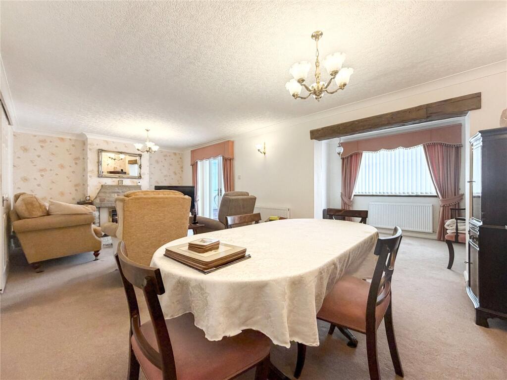 House in Oadby and Wigston, Leicestershire - View 2