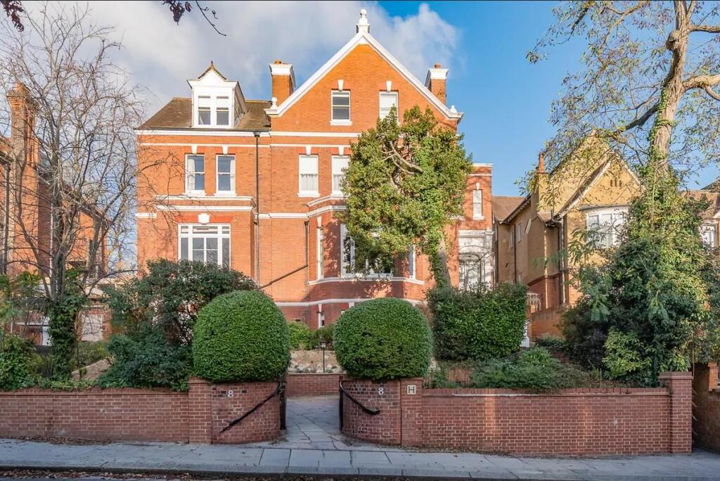 Main image of property: Lindfield Gardens, Hampstead, London NW3