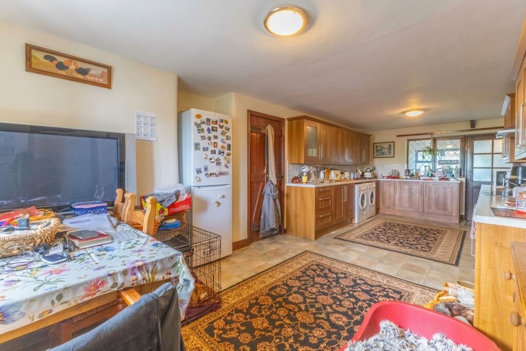 House in Lancaster - View 5