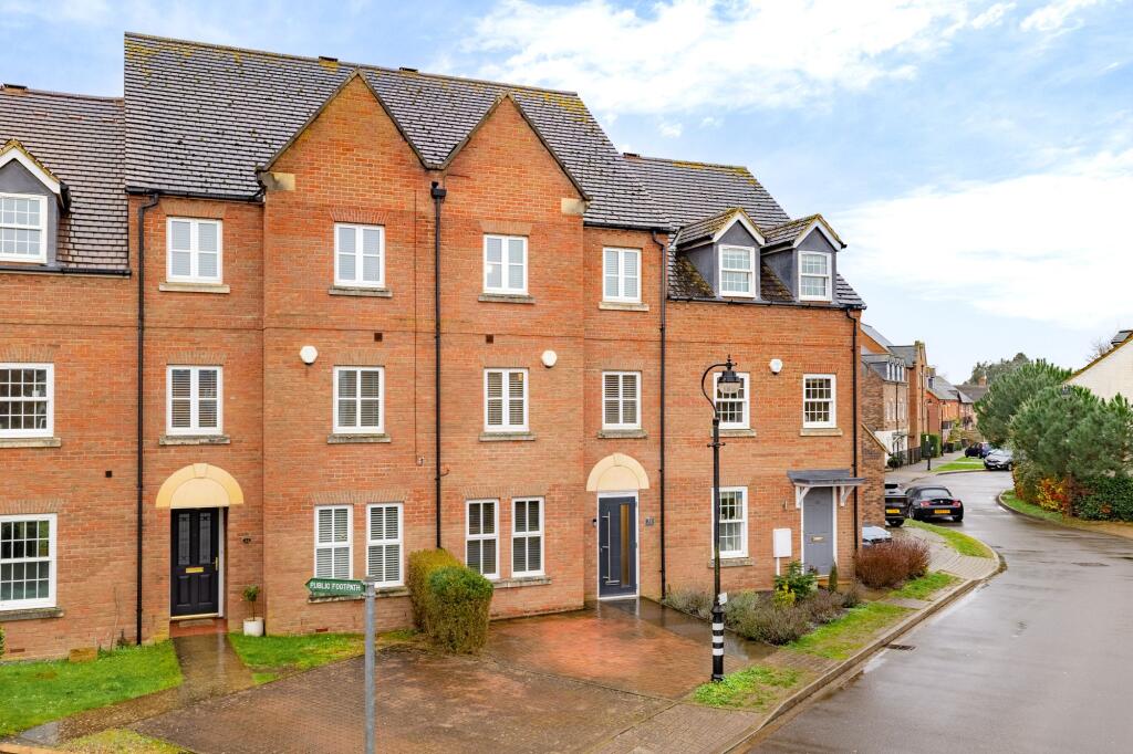 Main image of property: Roman Paddock, Harrold, MK43