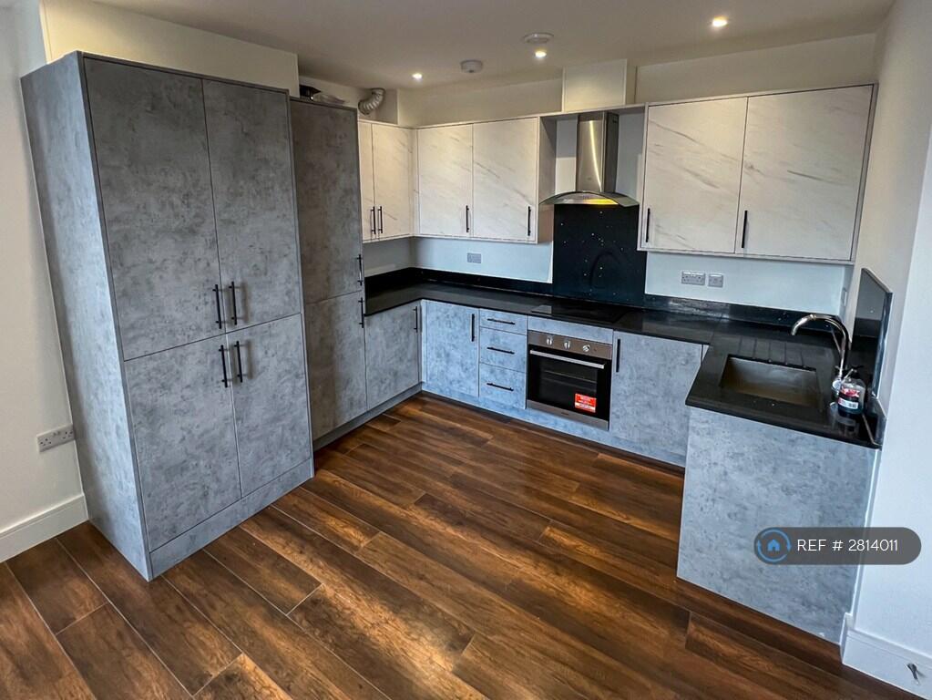 Main image of property: Staines Road, Hounslow, TW3