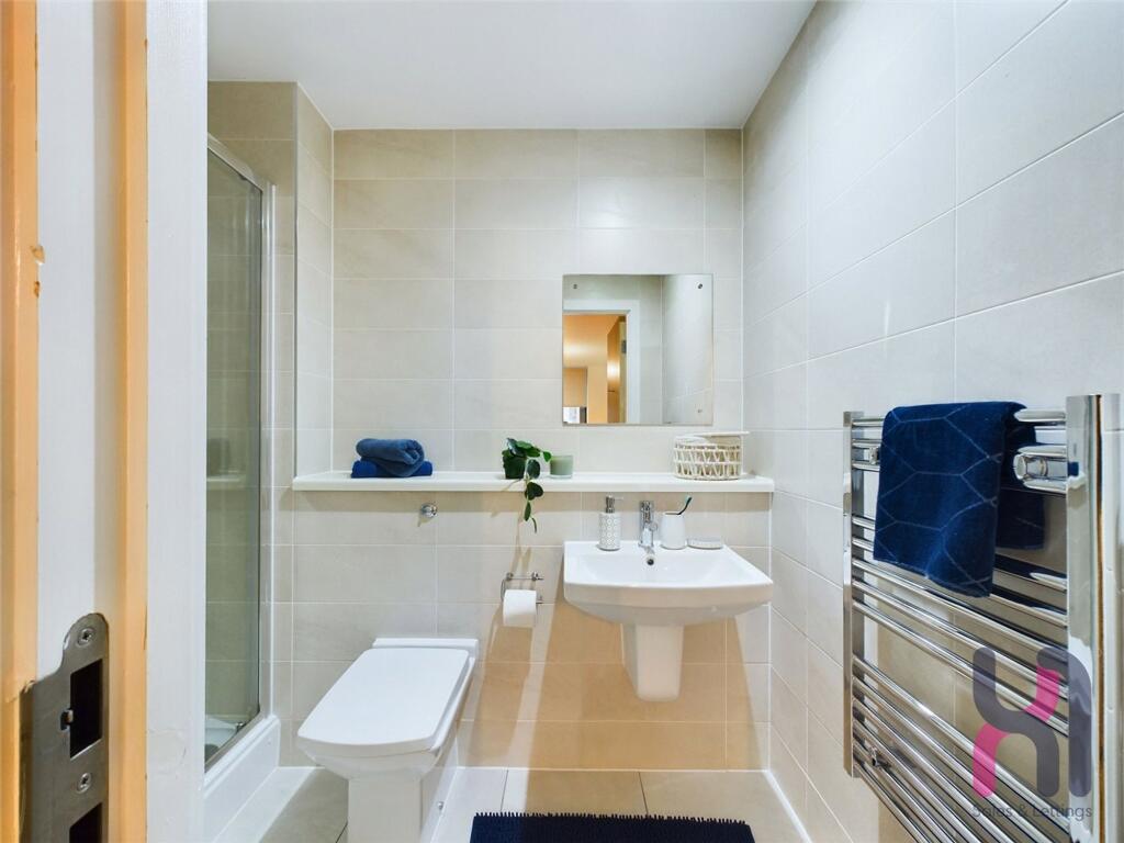 Apartment in Manchester - View 3