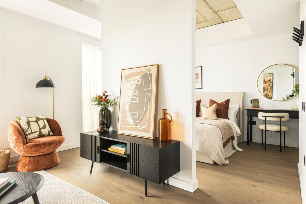 Apartment in London - View 5
