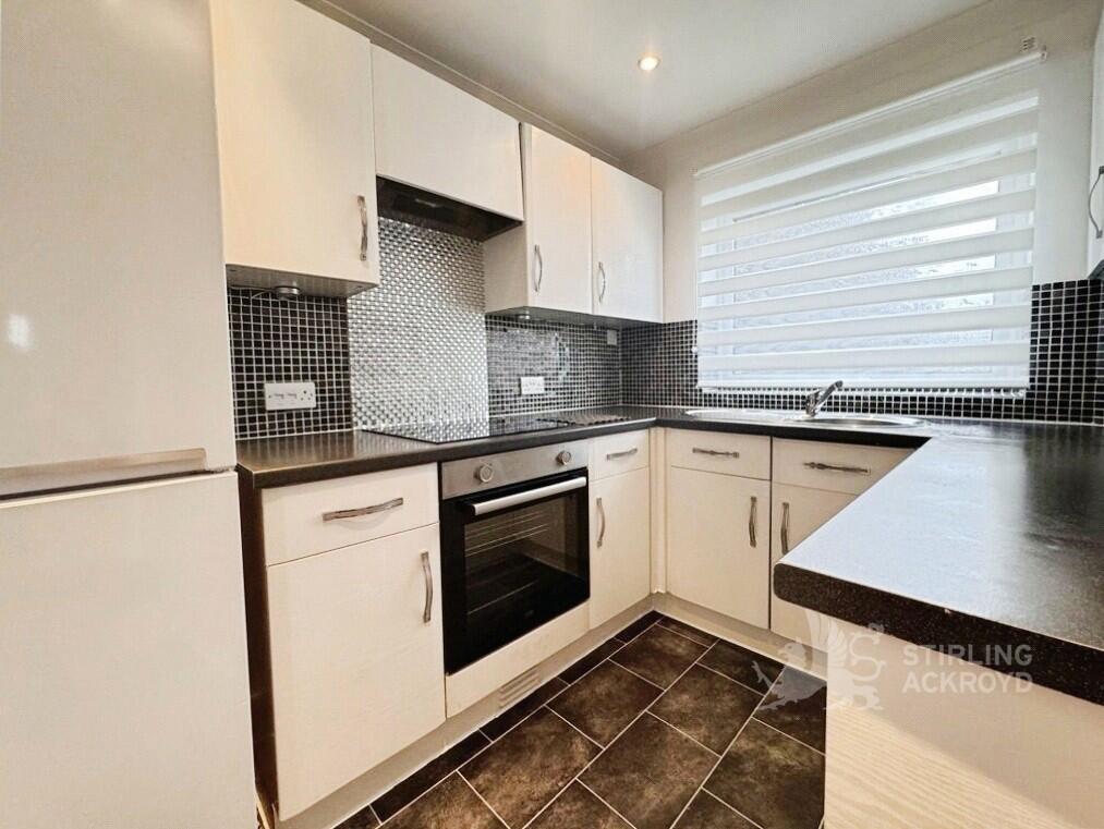 Apartment in Guildford - View 3