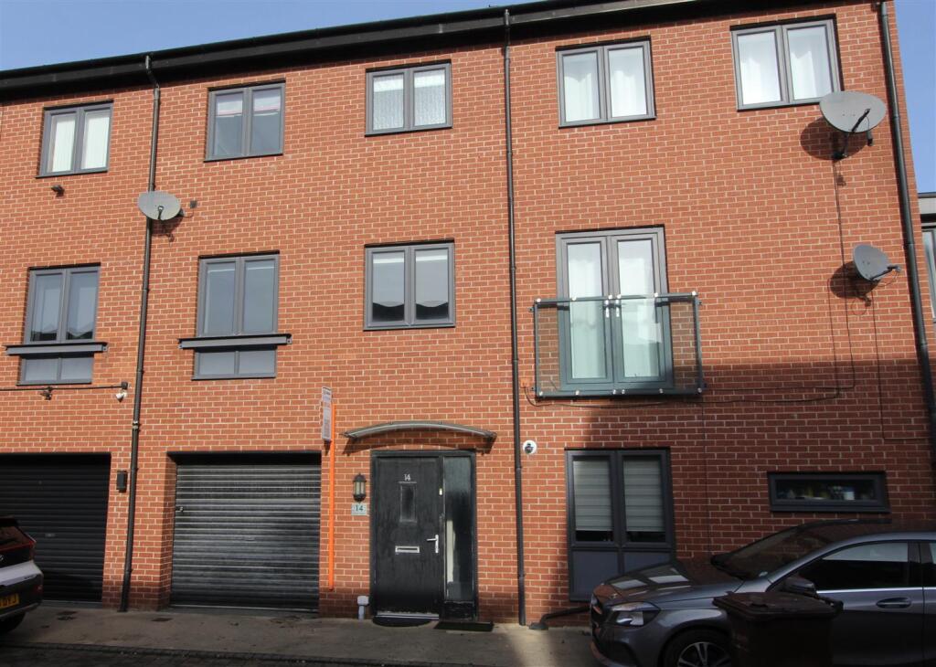 Main image of property: Twine Street, Hunslet