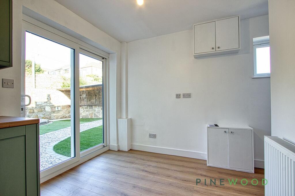 House in Bolsover, Whitwell - View 4