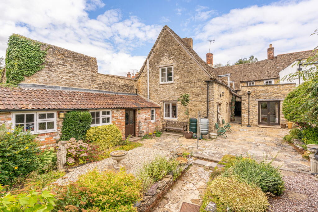 Main image of property: High Street, Malmesbury