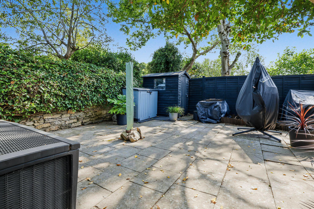 Cambridge Road, Clevedon photo 3