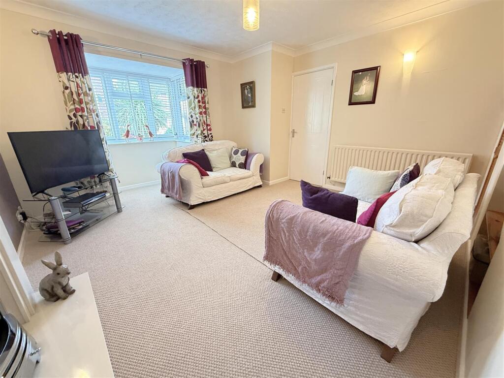 House in Melton, Bottesford - View 5