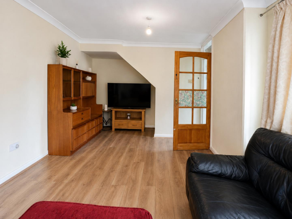 House in Northampton, West Northamptonshire - View 3