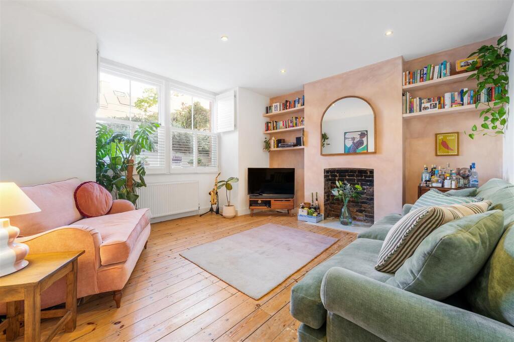 Main image of property: Auckland Hill, West Norwood, SE27