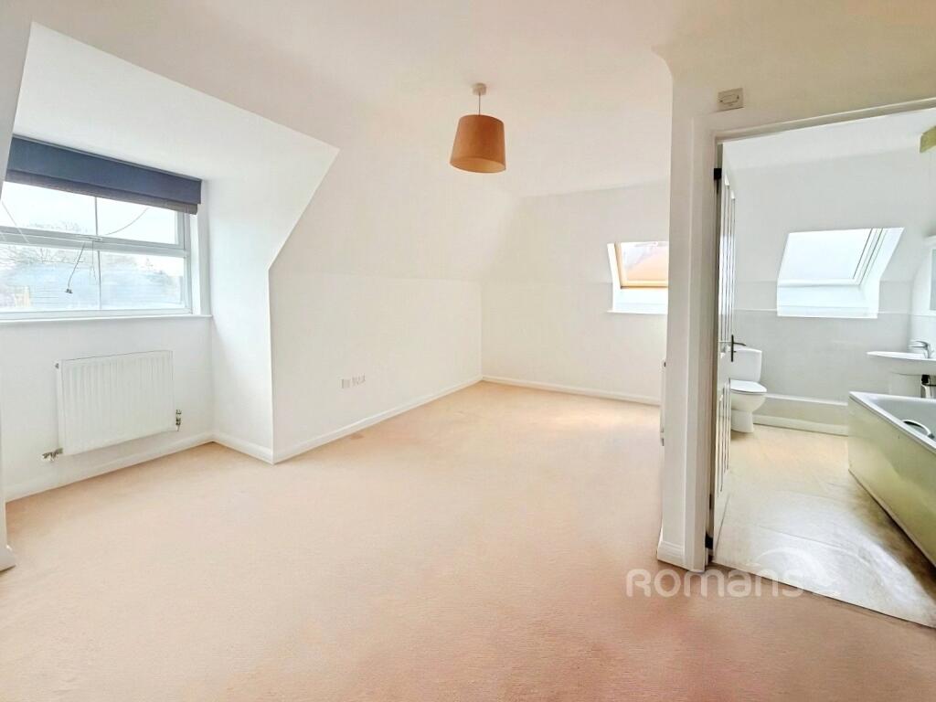 Apartment in Guildford - View 4