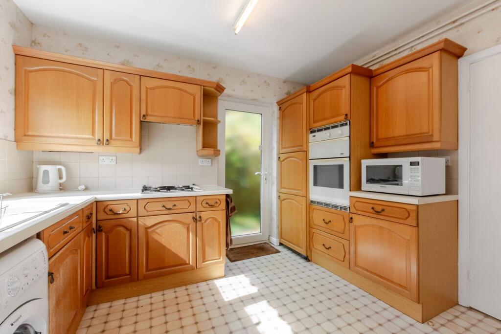 Birchwood Avenue, Sidcup, DA14 photo 2