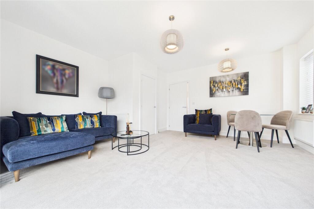Wheat Street, Finchwood Park, Wokingham, Berkshire, RG40 photo 4