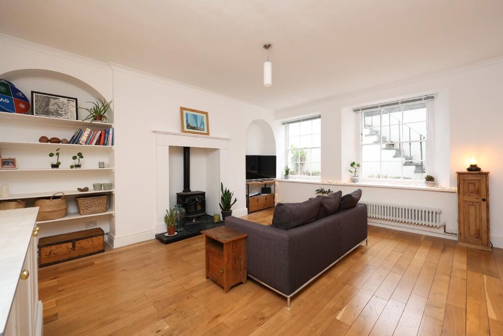 Apartment in Bristol, Clifton Village, Clifton - View 2