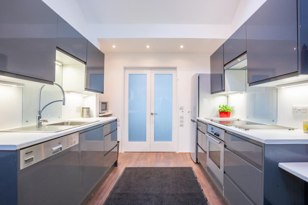 Additional image 9 of Panorama Road, Sandbanks, Poole, Dorset, BH13