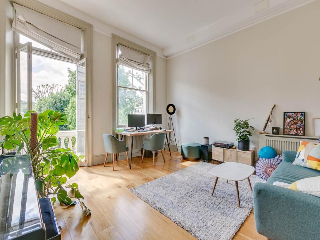 Main image of property: Earls Ct Square, , 