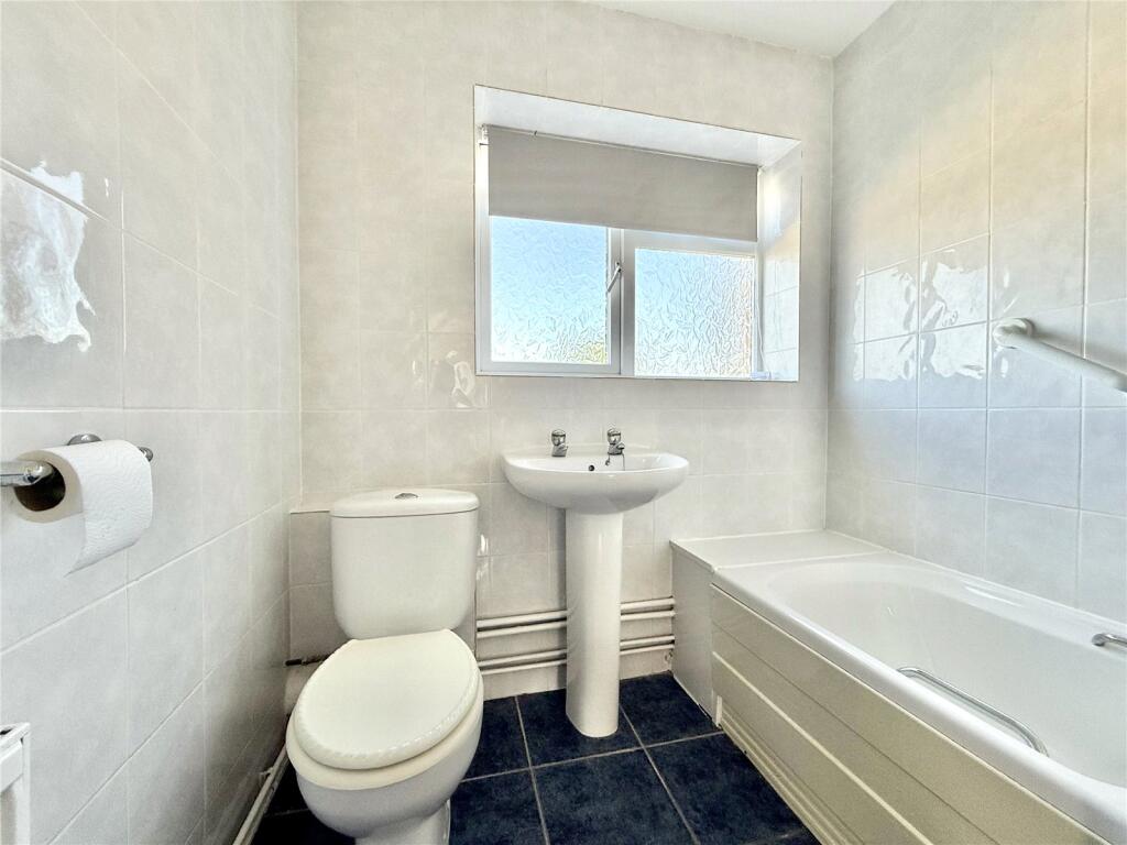 Apartment in Brighton - More