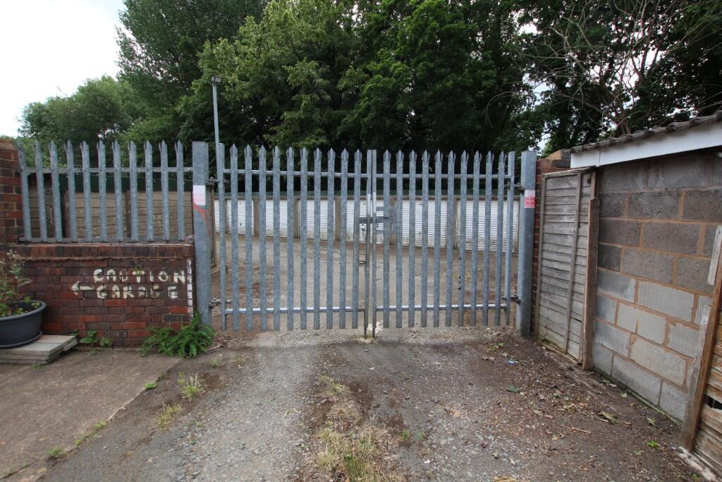 Main image of property: Earls Road, Nuneaton, Warwickshire, CV11